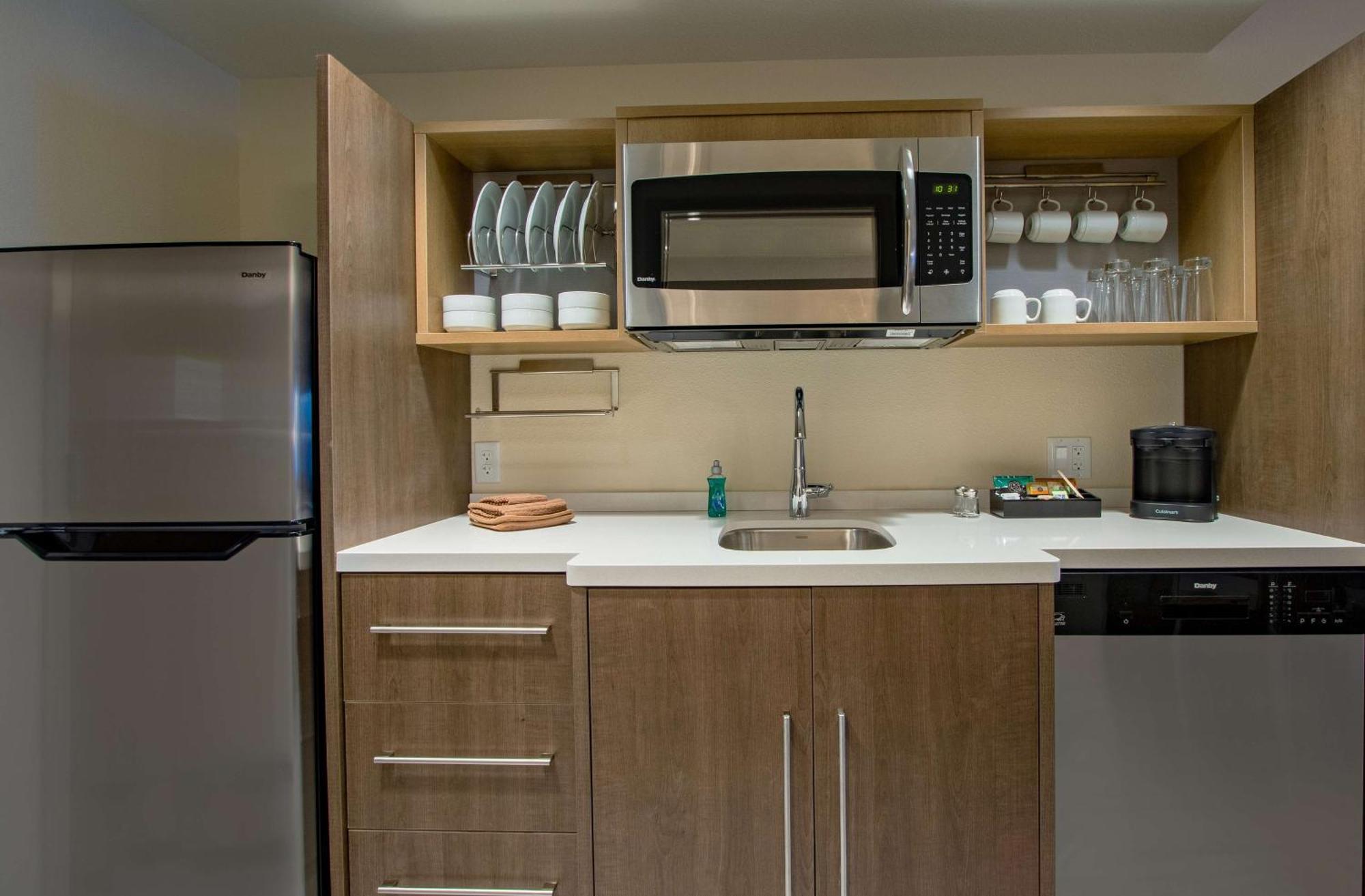 Home2 Suites By Hilton Grove City Columbus Экстерьер фото